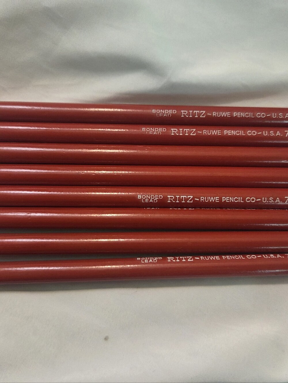 Vintage Ritz-Ruwe Pencil Co. "Bonded Lead" pencils, model 725, 8 Count